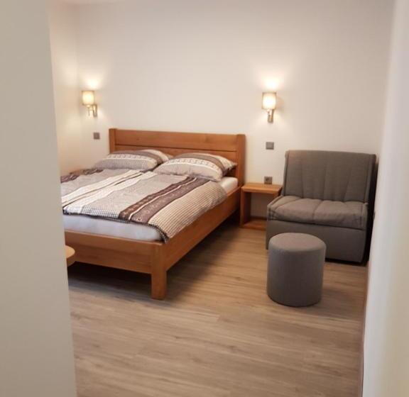 חדר סטנדרט, Apartments And Rooms Milena