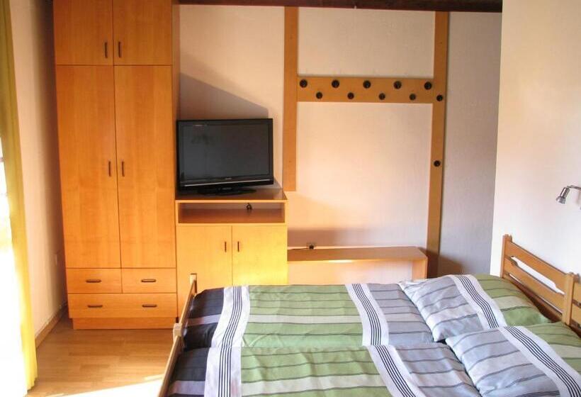 1 Bedroom Apartment Mountain View, Apartments And Rooms Milena