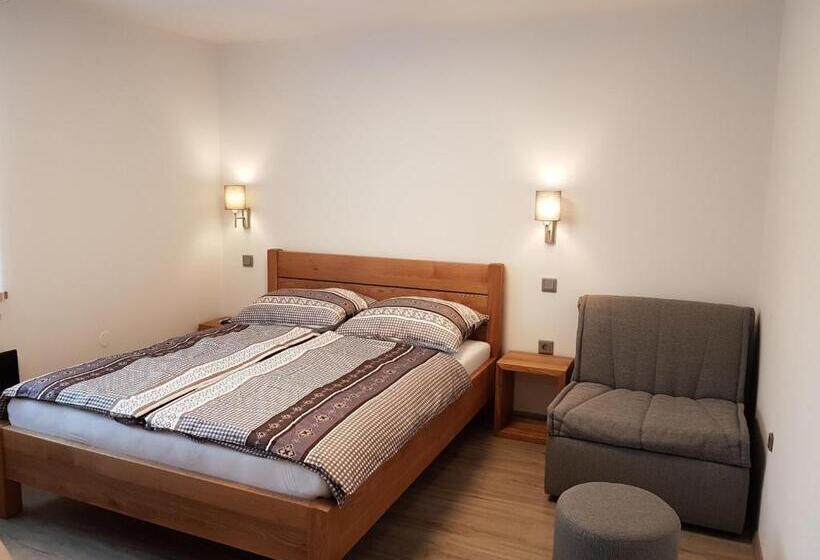 חדר סטנדרט, Apartments And Rooms Milena