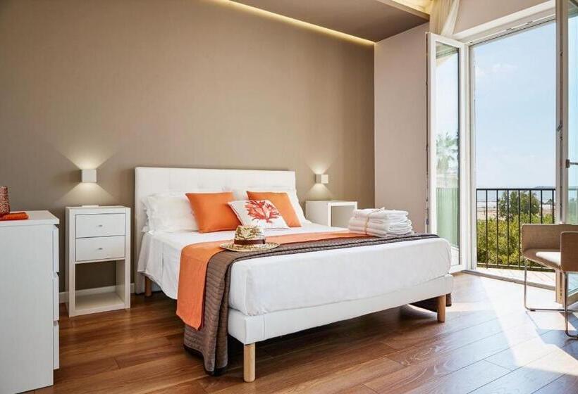 Апартаменты 3 Спальни, Stella Del Mare   Pietre Nere Promenade
