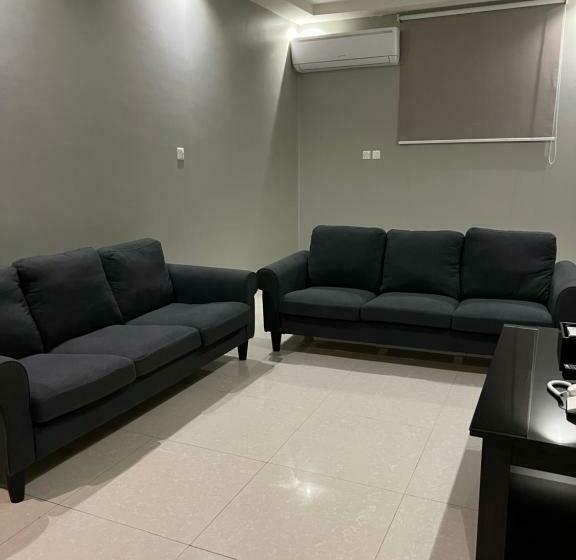 2 Sovrums Lägenhet, آنتري للشقق المخدومة