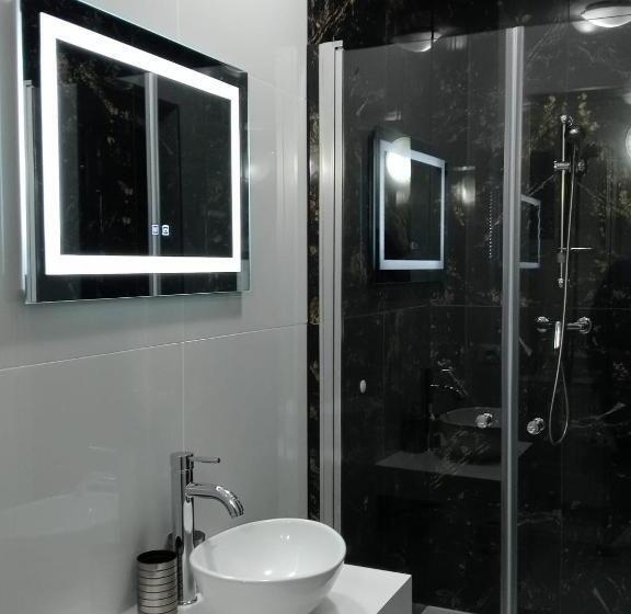 标准单人间, Chalet 173