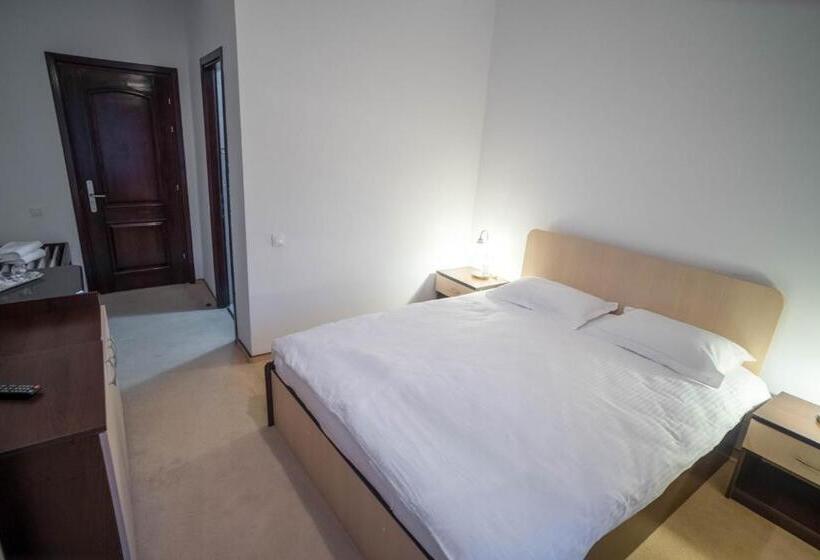 اتاق استاندارد با چشم‌انداز, Chalet 173