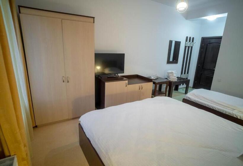 标准三人间, Chalet 173