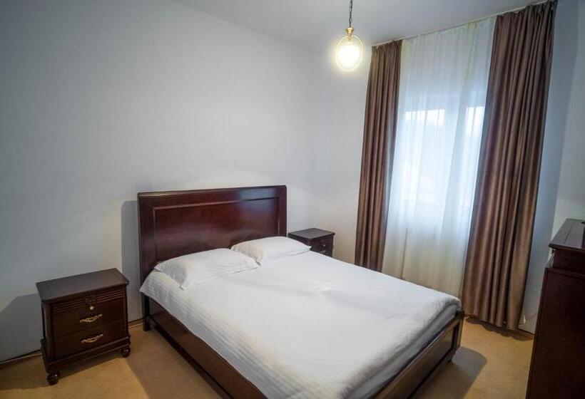 آپارتمان 1 خوابه با چشم‌انداز, Chalet 173