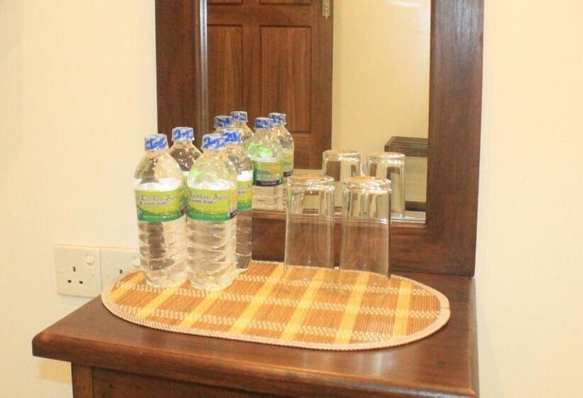 Camera Familiare Deluxe, Bejewelled Sigiriya