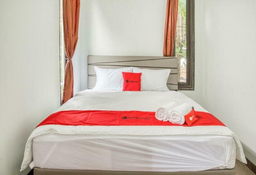 스탠다드 룸, Reddoorz Near Taman Mini Jakarta