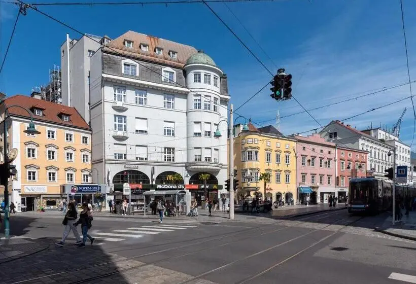 Sviitti Parveke, Limehome Linz Schillerstraße