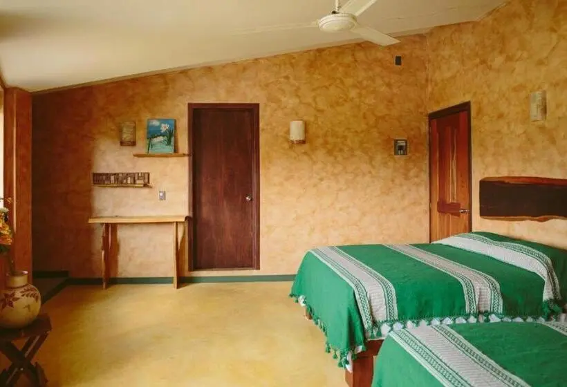 اتاق استاندارد, Madre Tierra Hotel & Coworking & Hostal