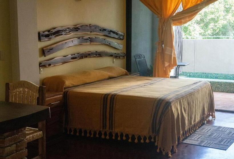 Студио Стандарт Кровать Кинг, Madre Tierra Hotel & Coworking & Hostal