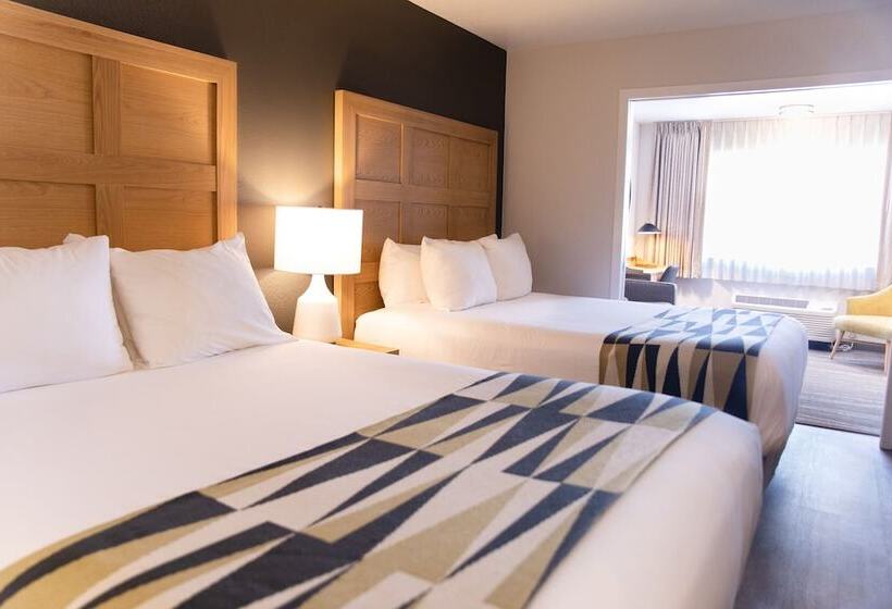 جناح إدارى, Oxford Suites Redding