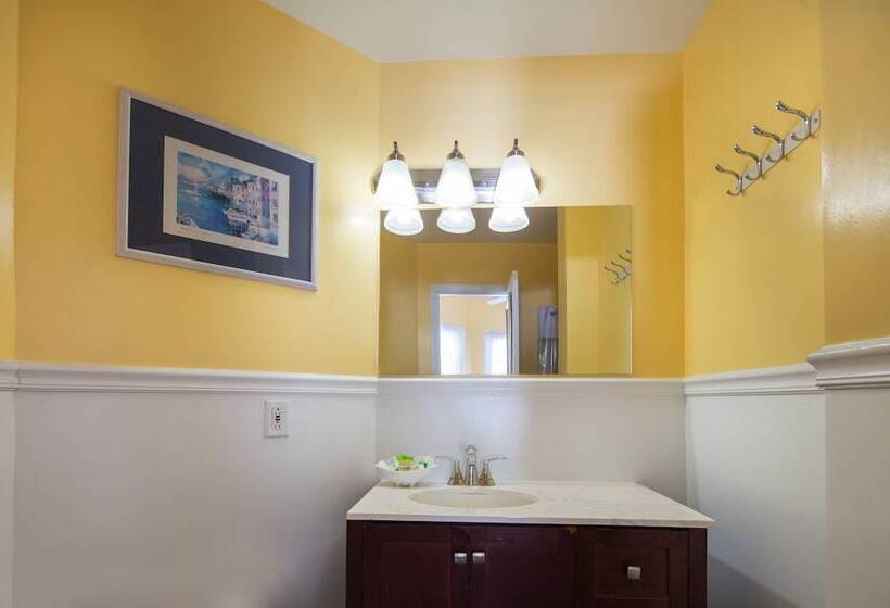 스탠다드 룸 킹사이즈 침대, The Palms