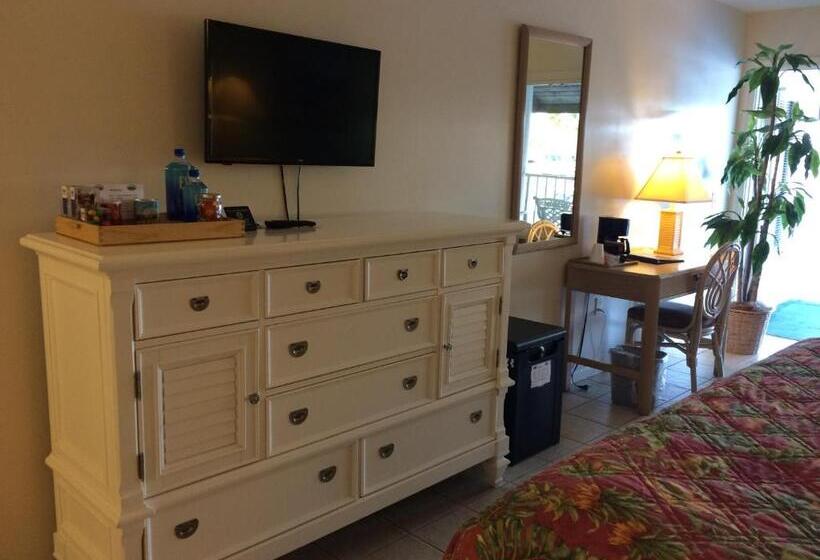 غرفة قياسية سرير كينج, Pirate S Cove Resort And Marina   Stuart