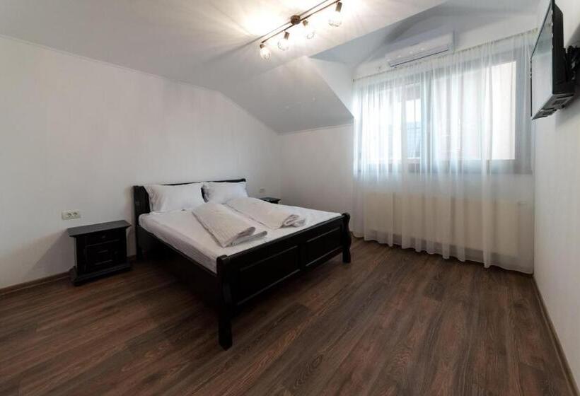 Номер Стандарт, Dr House