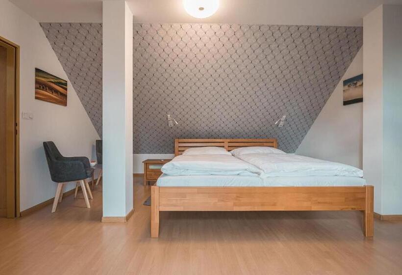 バルコニー付きスタンダードルーム, Penzion Jako Doma