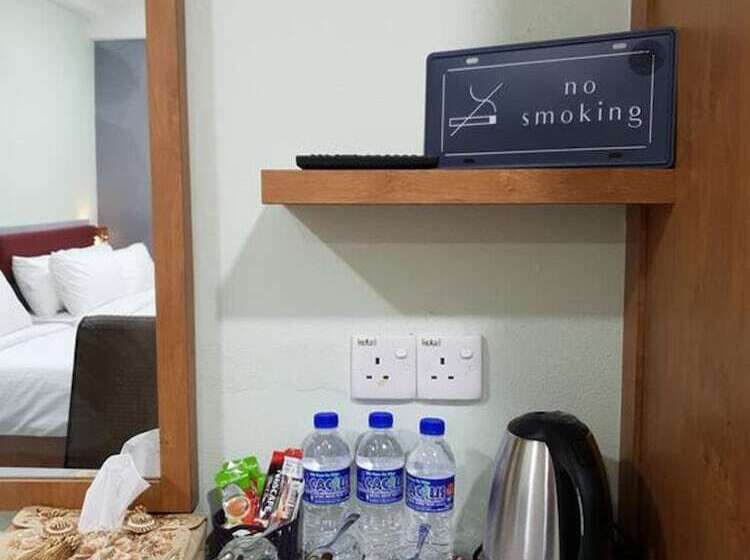 Habitació Estàndard, Assalam