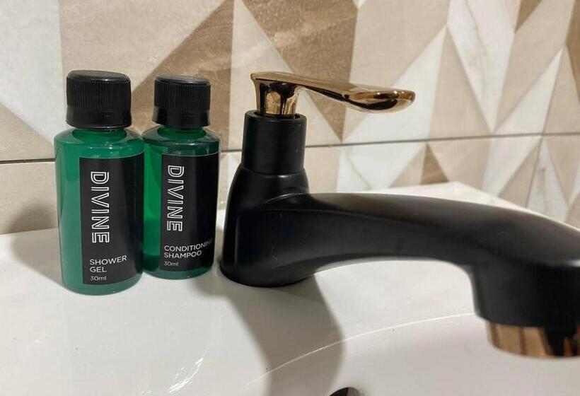 Habitació Superior, Assalam