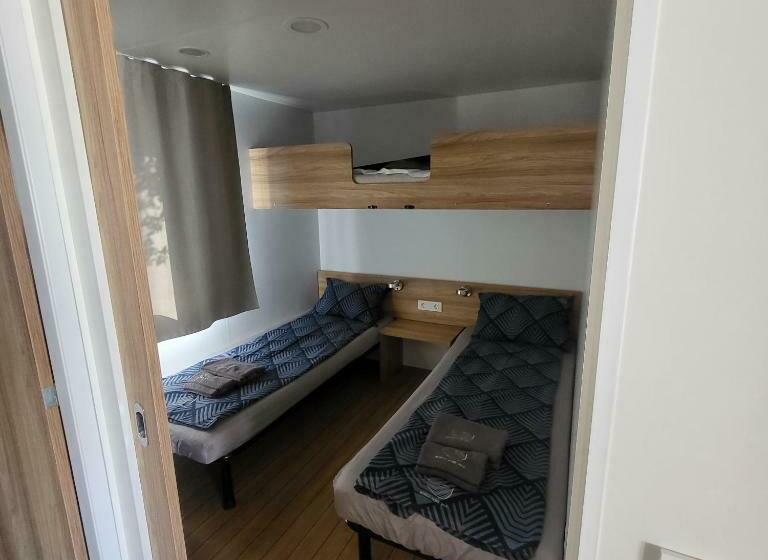 منزل غرفة نوم واحدة, Mobile Home Tim
