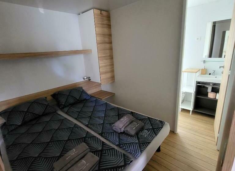 منزل غرفة نوم واحدة, Mobile Home Tim