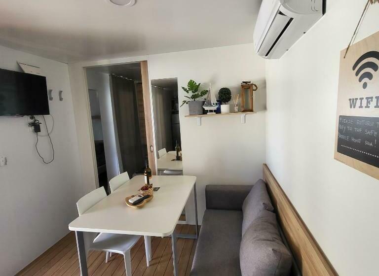 Дом 1 Спальня, Mobile Home Tim