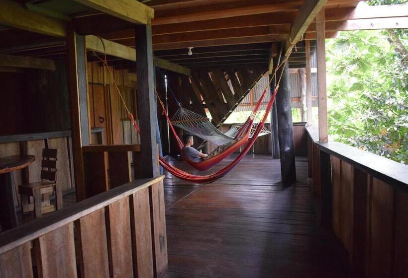 غرفة قياسية رباعية, Mirador Prendas