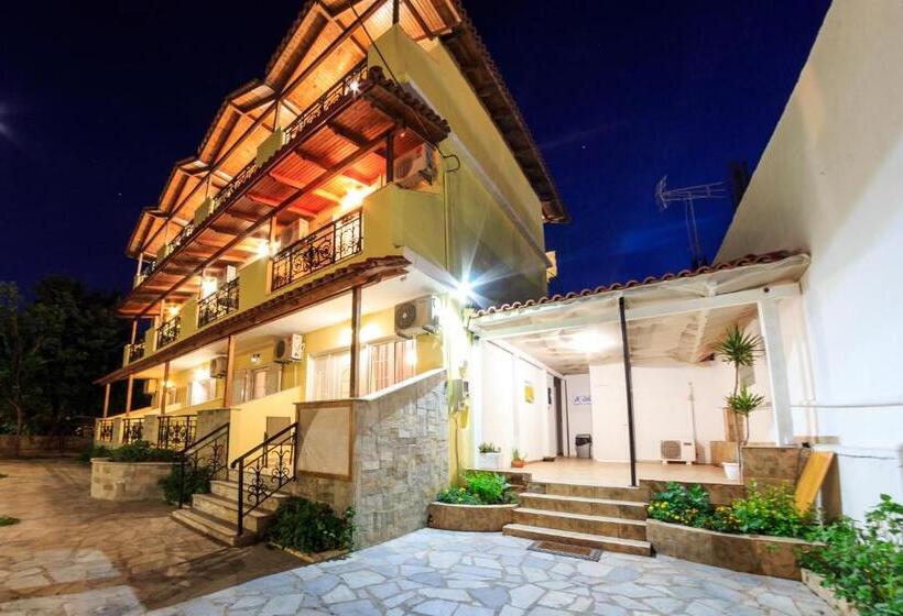 اتاق استاندارد چهارنفره با بالکن, Zante Bay Studios