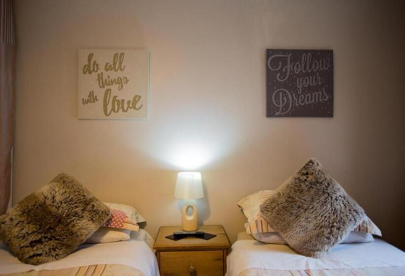 스탠다드 룸, Beudy Bach