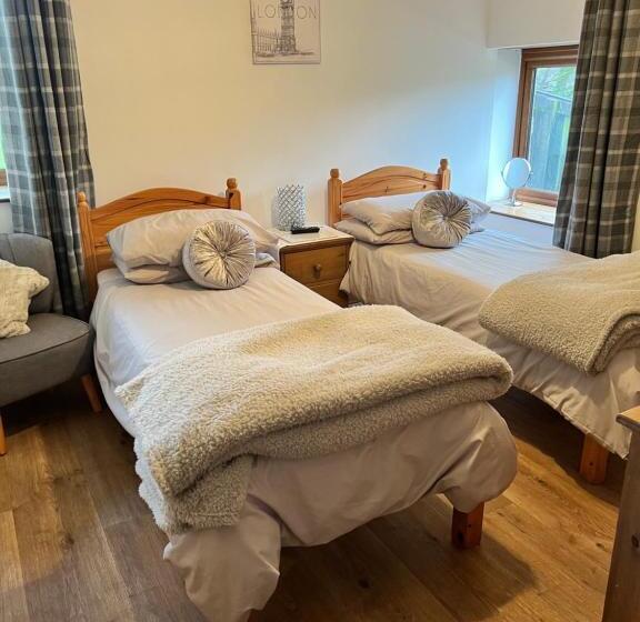 스탠다드 룸, Beudy Bach