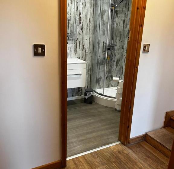 스탠다드 룸, Beudy Bach