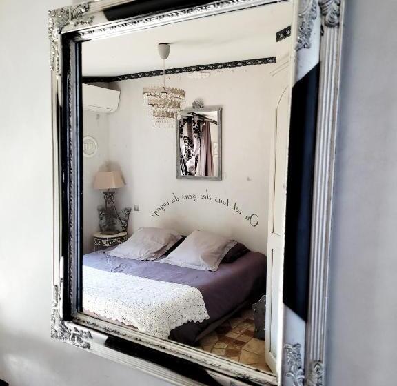 غرفة قياسية مزوَّدة بتراس, Mas La Pomarede