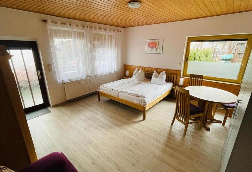 غرفة قياسية, Brauhaus Und Pension Babben