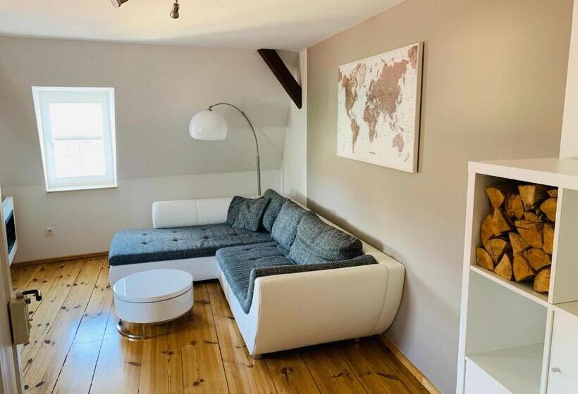 إستوديو ديلوكس, Brauhaus Und Pension Babben