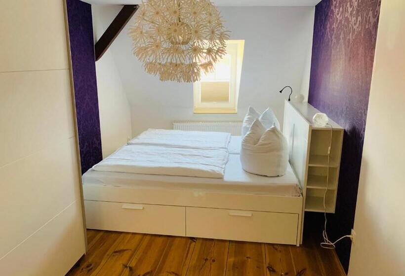 إستوديو ديلوكس, Brauhaus Und Pension Babben