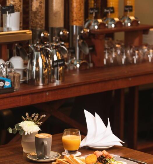 اتاق استاندارد با تخت بزرگ, Tattersalls