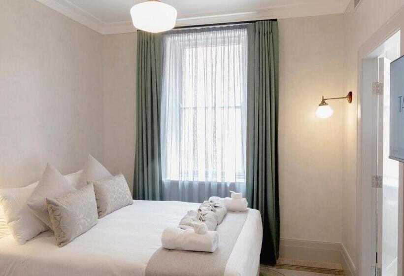 اتاق عادی, Tattersalls