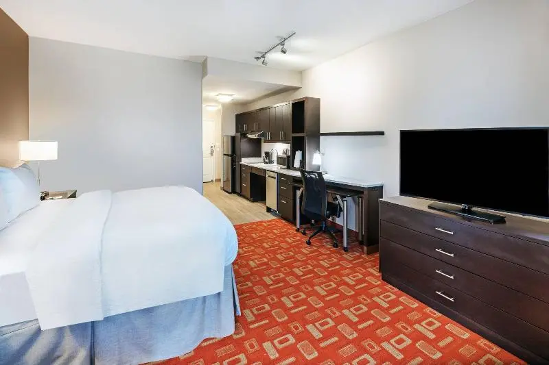キングサイドベッドのスタンダードワンルーム, Towneplace Suites Dallas Plano/richardson