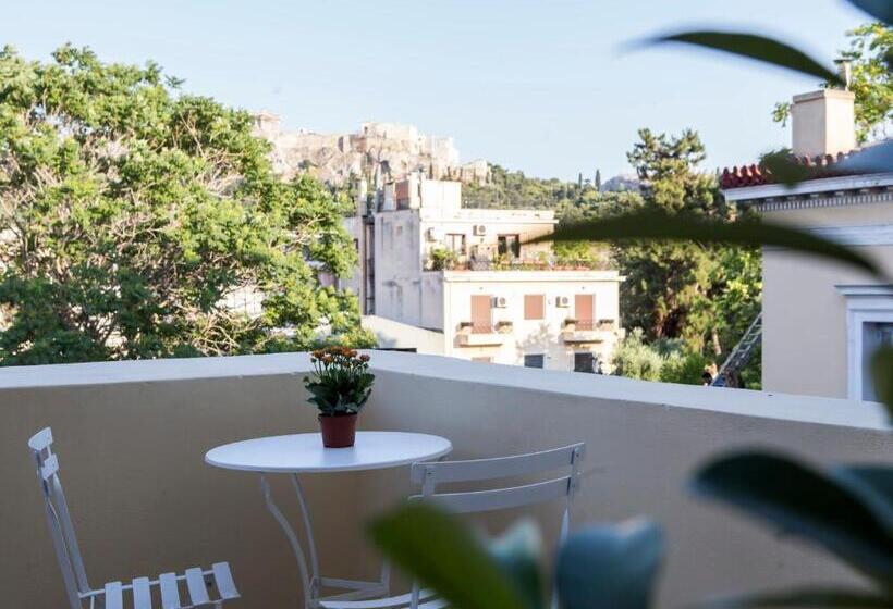 Superior Room, One Three One   In The Heart Of Athens