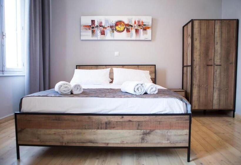 Standard Room with Balcony, One Three One   In The Heart Of Athens