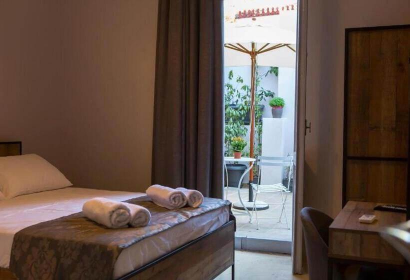 Economy Room, One Three One   In The Heart Of Athens