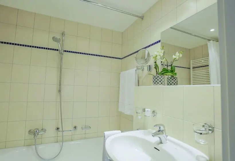 家族用アパートメント, Balmer See – Hotel•golf•spa