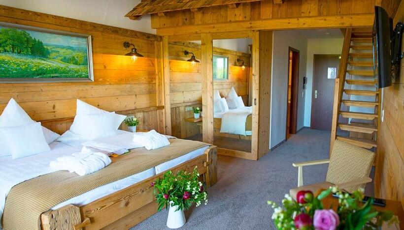 패밀리 룸, Golchener Hof