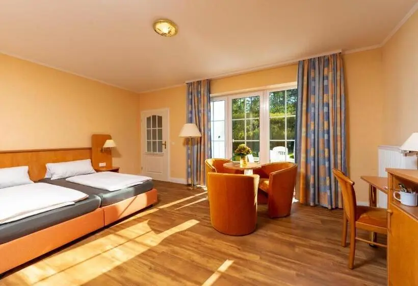 スタンダードトリプルルーム, Waldhotel Humboldtsee