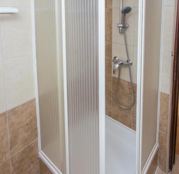 Family studio with sea view, Villa Valentina