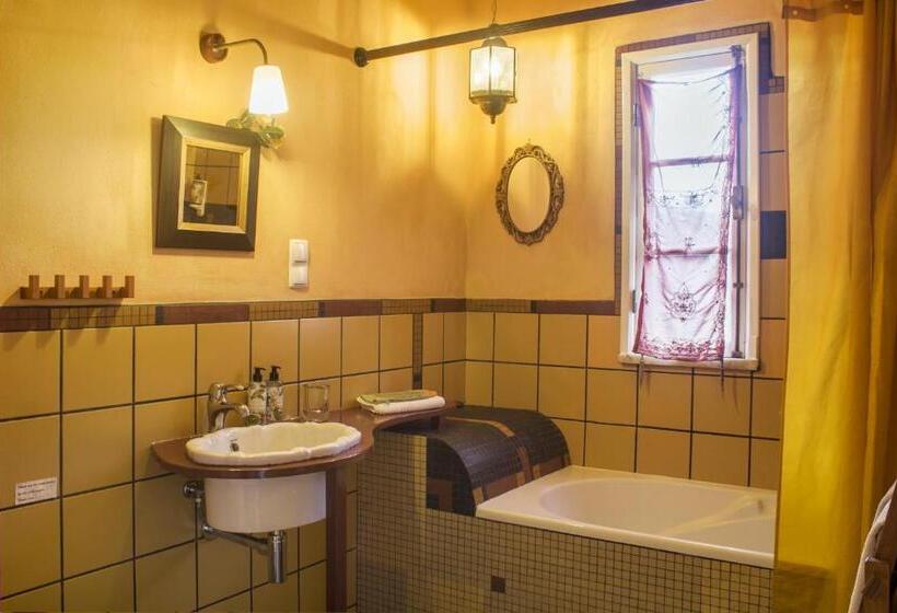 标准单人间, Estrela Do Atlântico