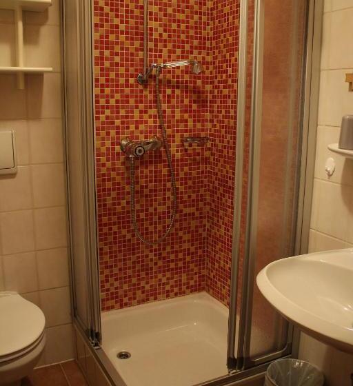 标准间, Gasthaus Zum Stausee