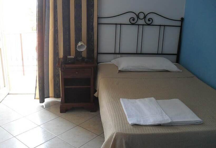 Camera Standard Individuale, Piro