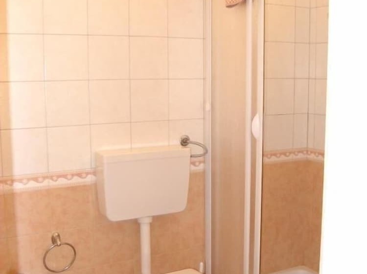 Camera Quadrupla Standard, Piro