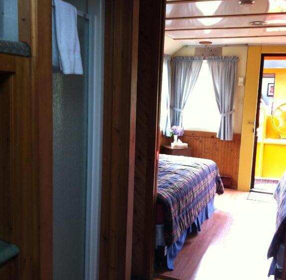 带2个卧室的套房, Train Station Inn
