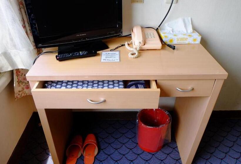 اتاق استاندارد سه نفره, Plaza Inn Kawaguchiko