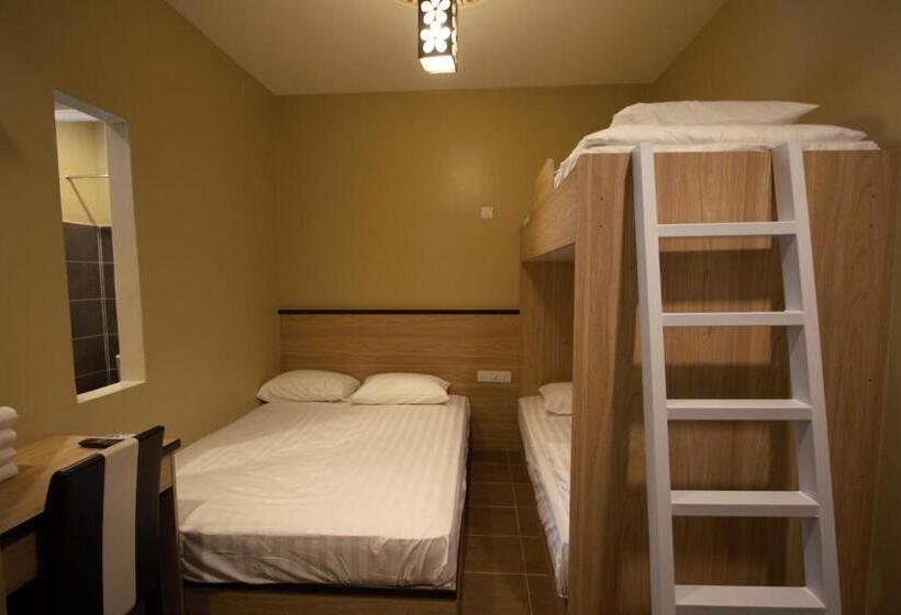 Четырехместный Номер Стандарт, Shamrock Greenhill